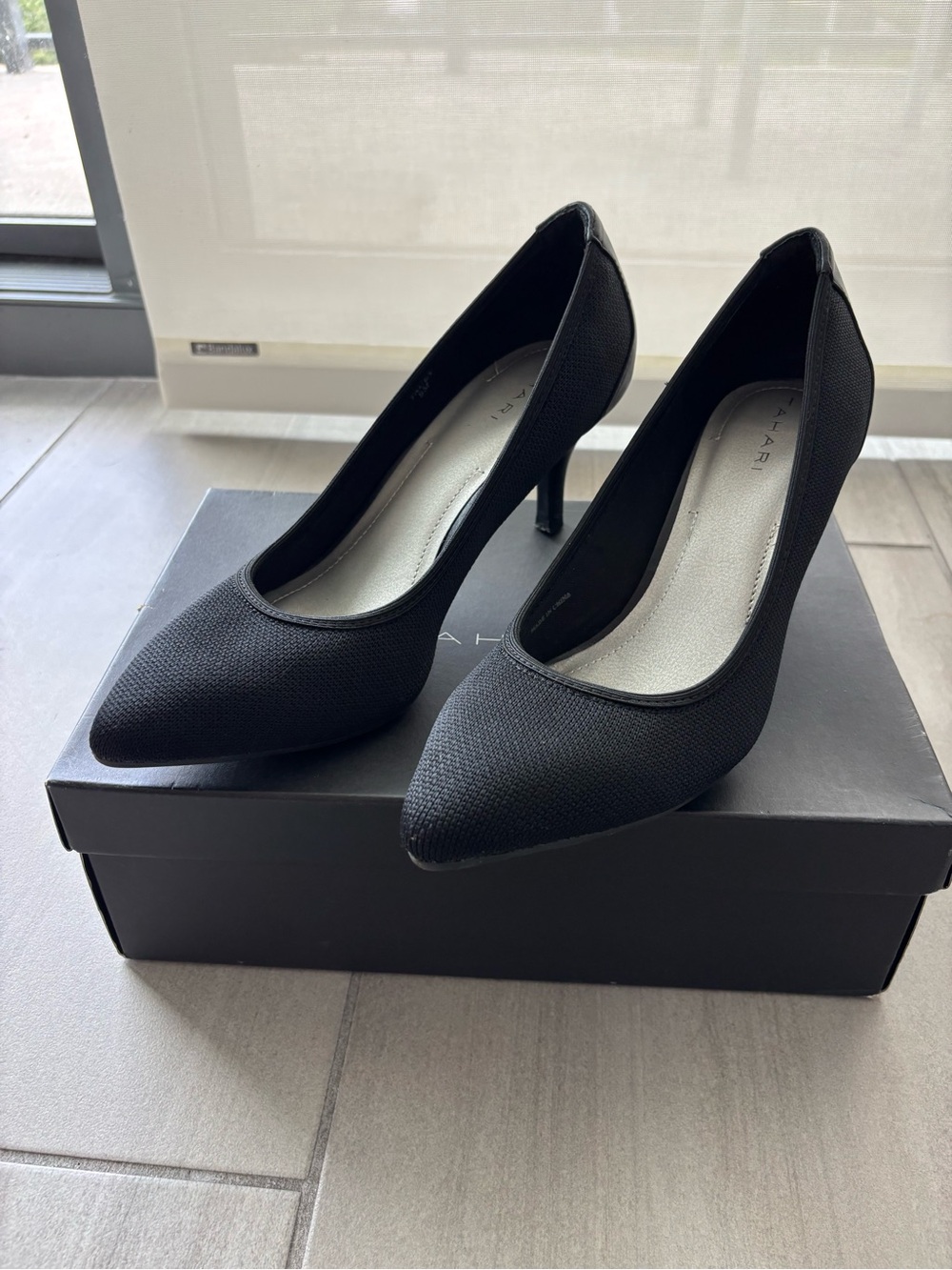 Tahari Tacey Professional Heels
